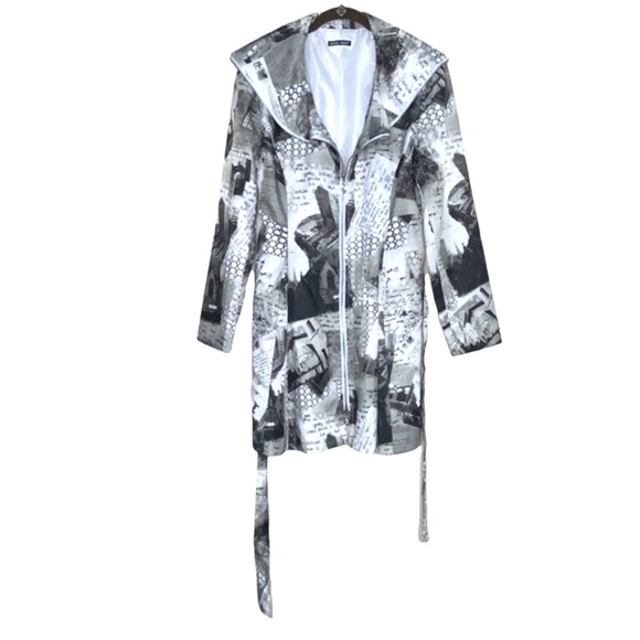 Samuel Dong Gray Newspaper Zip Up Trench Coat with Belt - Picture 4 of 12